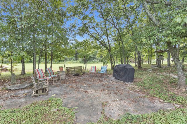 190 Harrison Ln, Shelbyville, TN 37160