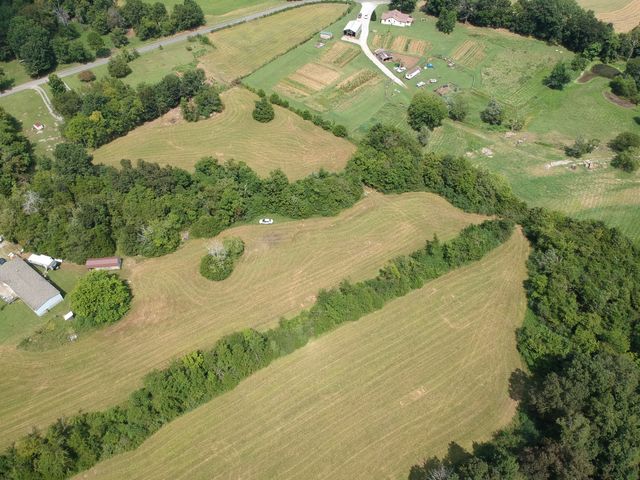 190 Harrison Ln, Shelbyville, TN 37160