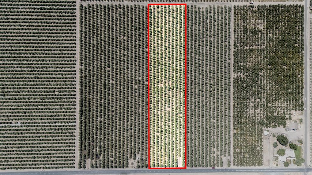 Image 3 of property listing at 0 Road 68, Dinuba, CA 93618