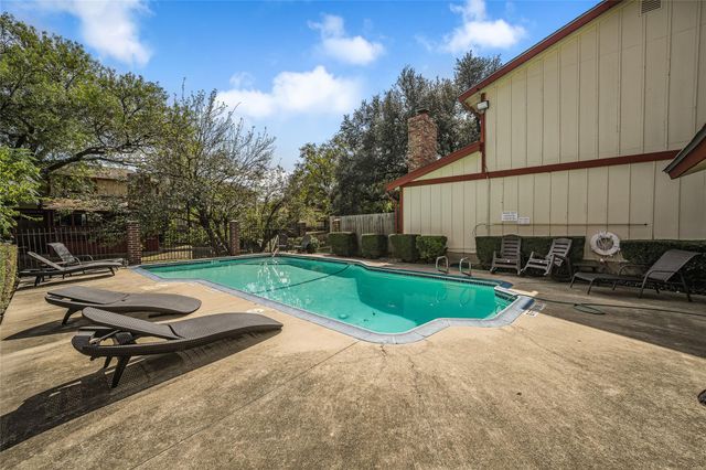 8903 Trone CIR B, Austin, TX 78758