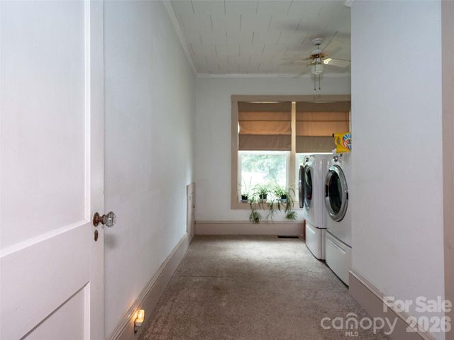 103 E King Street, East Flat Rock, NC 28726