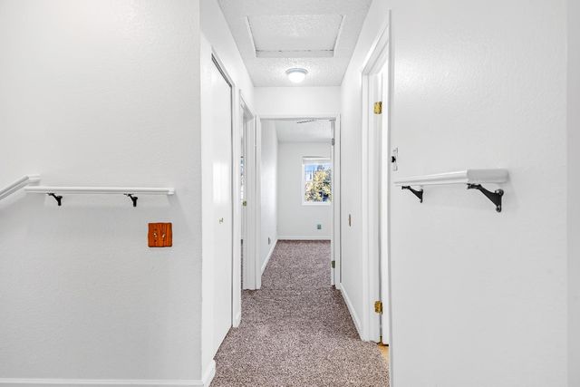 7651 Roberta Ln, Antelope, CA 95843