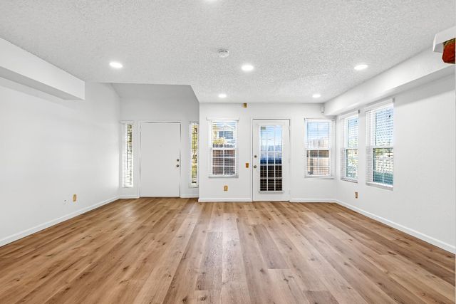 7651 Roberta Ln, Antelope, CA 95843