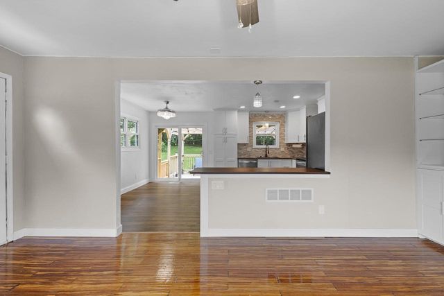 7419 Riles Road, Middleton, WI 53562