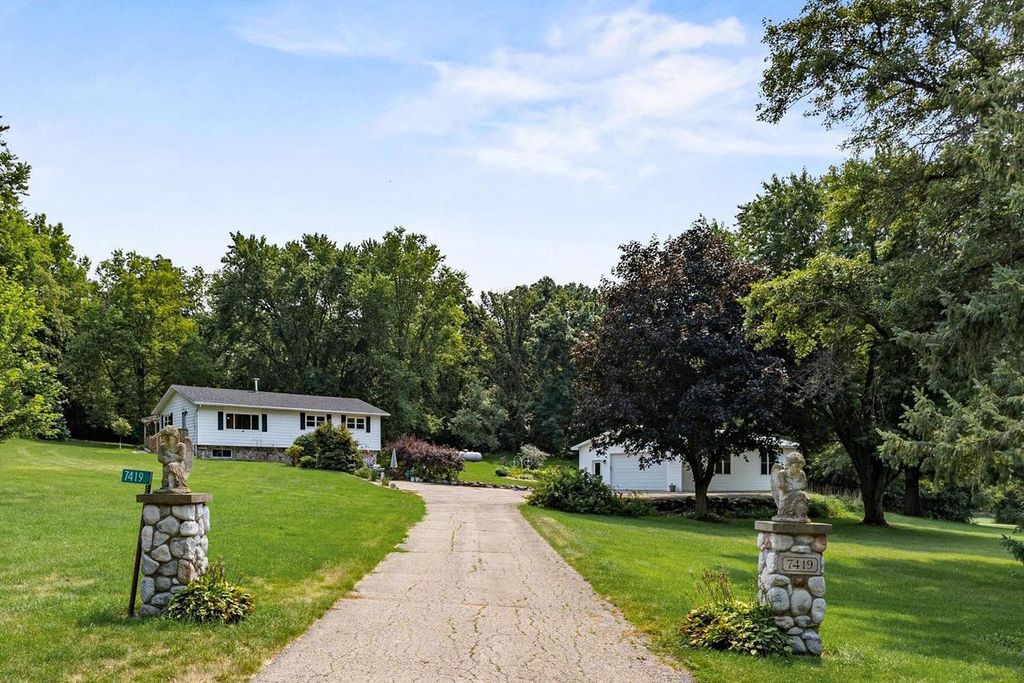 7419 Riles Road, Middleton, WI 53562