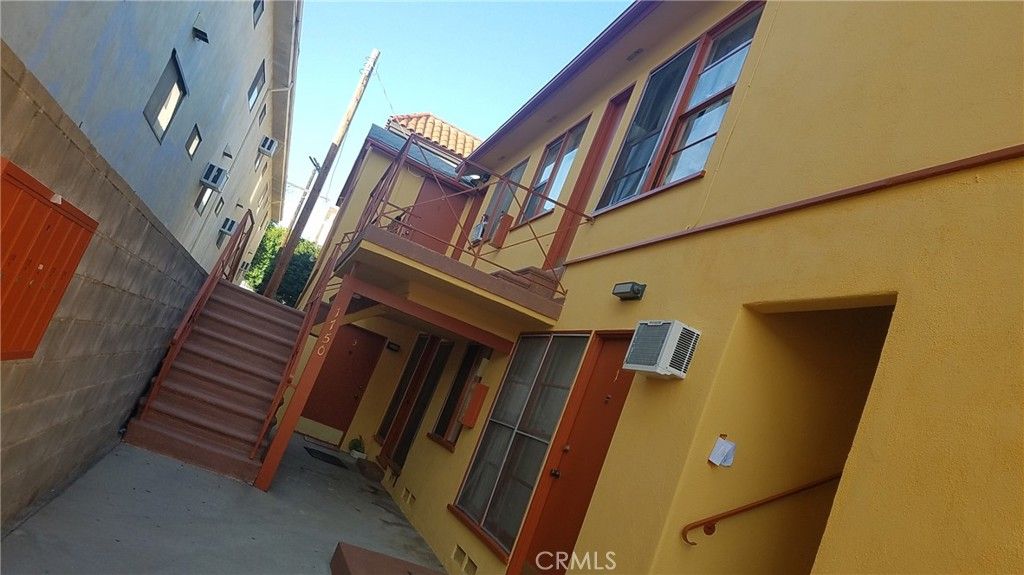 1750 Purdue, Los Angeles, CA 90025 — exterior