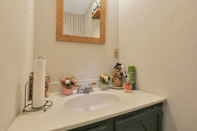 2726 Wallcrest Boulevard, Columbus, OH 43231
