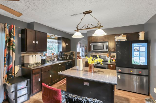 2726 Wallcrest Boulevard, Columbus, OH 43231