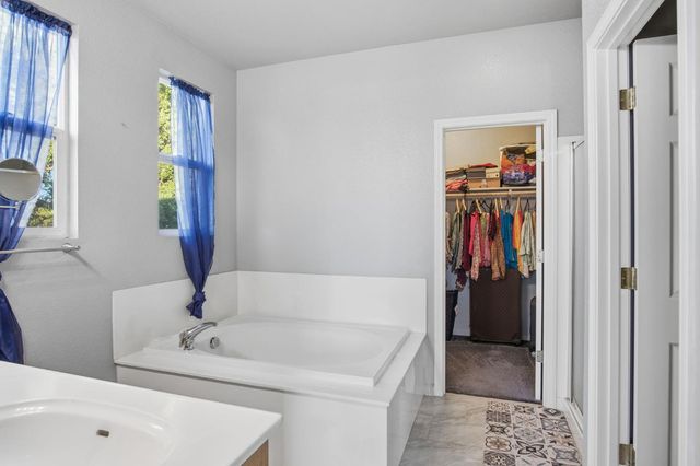 1423 Andleman Ct, Turlock, CA 95382