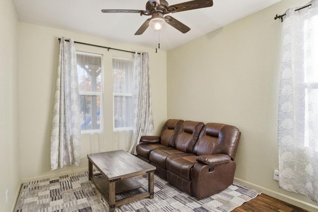 1423 Andleman Ct, Turlock, CA 95382