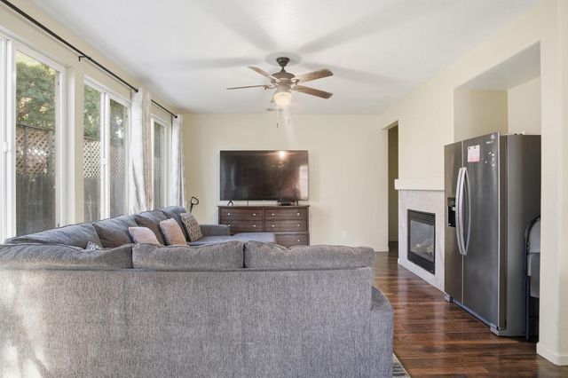 1423 Andleman Ct, Turlock, CA 95382