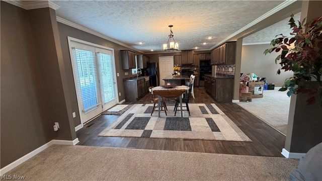 39 Mill View Drive, Parkersburg, WV 26104