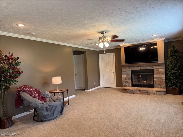 39 Mill View Drive, Parkersburg, WV 26104