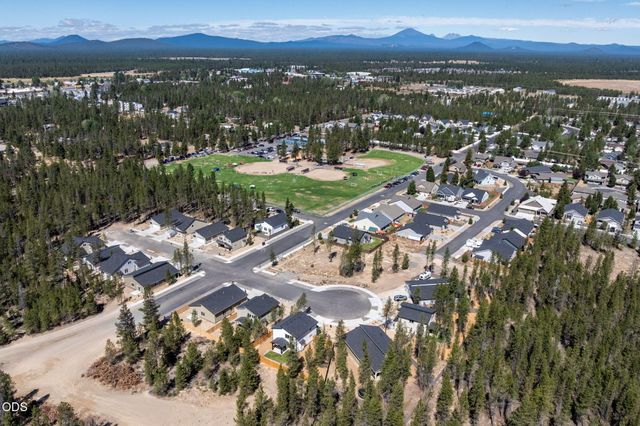 16659 Neil Court 11, La Pine, OR 97739