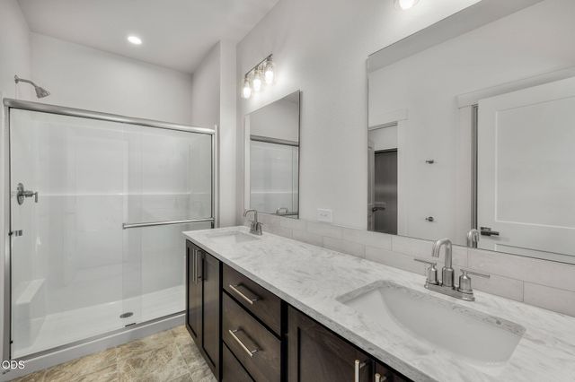 16659 Neil Court 11, La Pine, OR 97739