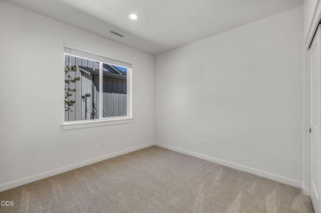 16659 Neil Court 11, La Pine, OR 97739