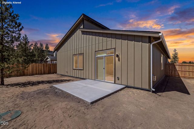 16659 Neil Court 11, La Pine, OR 97739