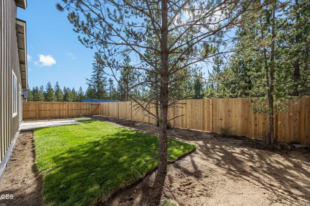 16659 Neil Court 11, La Pine, OR 97739