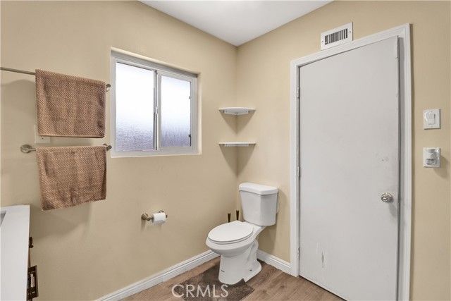 2550 W Rowland Avenue, Anaheim, CA 92804