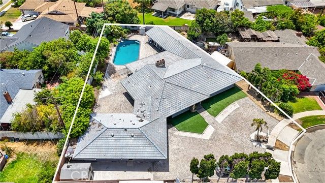 2550 W Rowland Avenue, Anaheim, CA 92804