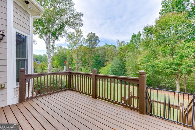 411 Meadow Lake, Hoschton, GA 30548
