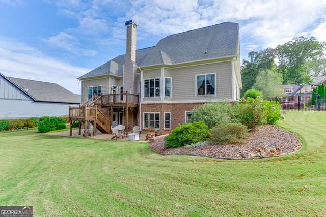 411 Meadow Lake, Hoschton, GA 30548