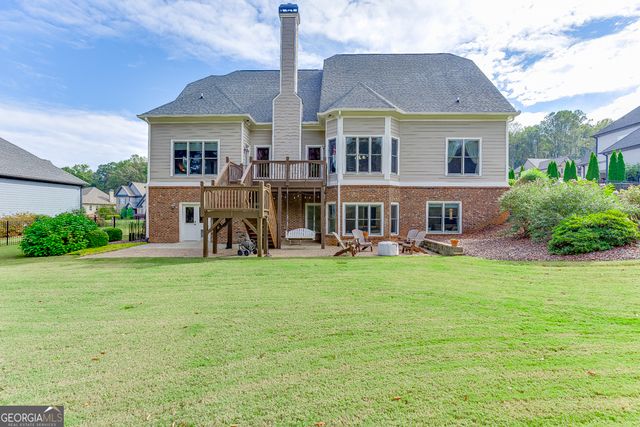 411 Meadow Lake, Hoschton, GA 30548