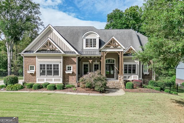 411 Meadow Lake, Hoschton, GA 30548