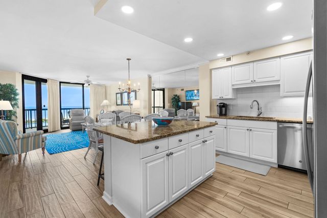 669 4-E Retreat Beach Circle, Pawleys Island, SC 29585