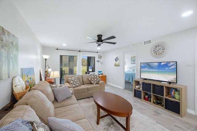 4621 LONGWATER 111, Sarasota, FL 34235