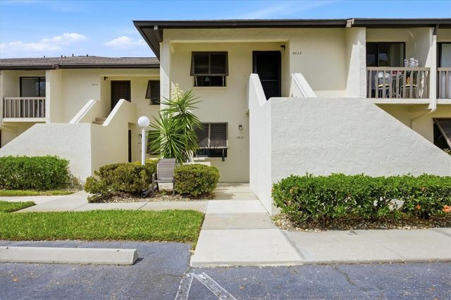 4621 LONGWATER 111, Sarasota, FL 34235