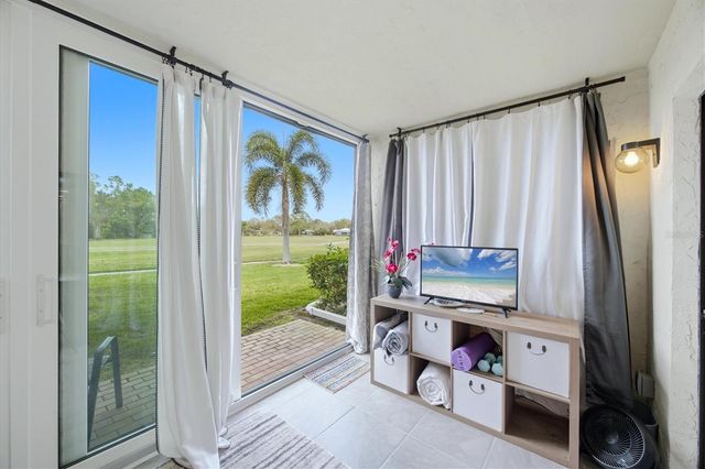 4621 LONGWATER 111, Sarasota, FL 34235