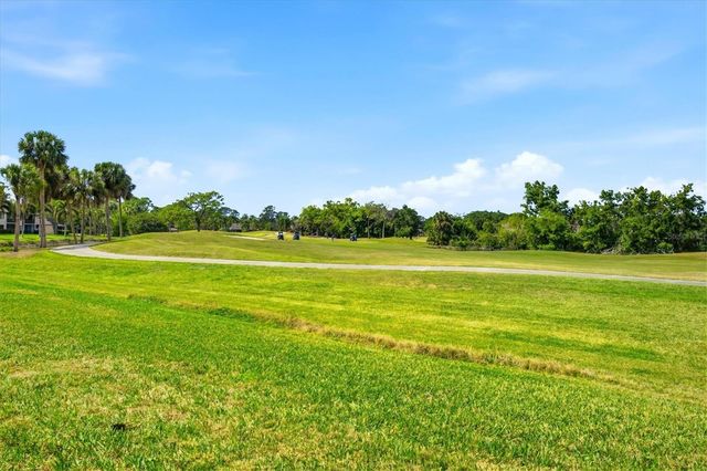 4621 LONGWATER 111, Sarasota, FL 34235