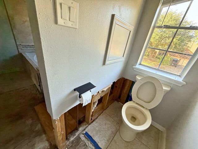 11131 30th Avenue N, Texas City, TX 77591