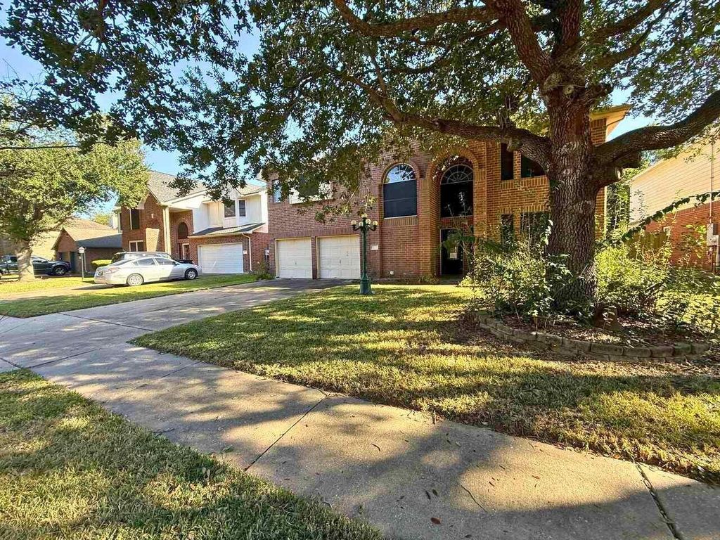 11131 30th Avenue N, Texas City, TX 77591