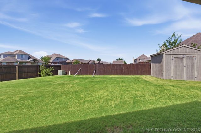 20516 E 31st Place, Broken Arrow, OK 74014