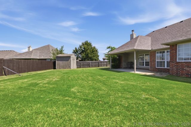 20516 E 31st Place, Broken Arrow, OK 74014