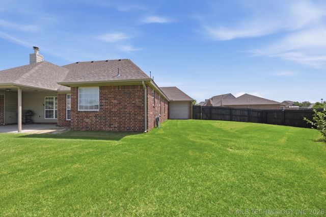 20516 E 31st Place, Broken Arrow, OK 74014