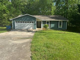 815 Oxford Hall Drive, Lawrenceville, GA 30044