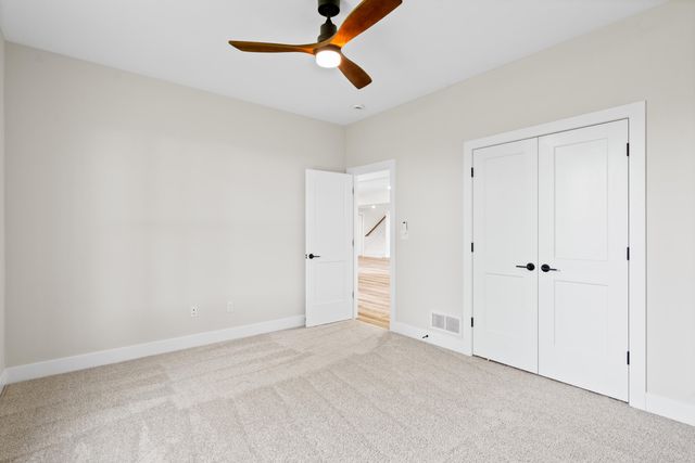 5201 BUTTER CUP DR, Columbia, MO 65203