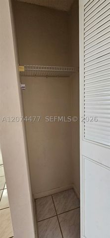 1300 NE Miami Gardens Dr 609E, Miami, FL 33179