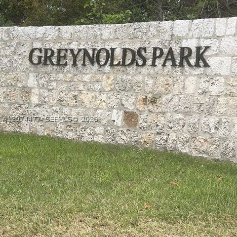 1300 NE Miami Gardens Dr 609E, Miami, FL 33179