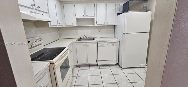 1300 NE Miami Gardens Dr 609E, Miami, FL 33179