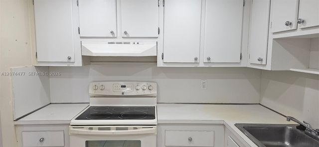1300 NE Miami Gardens Dr 609E, Miami, FL 33179