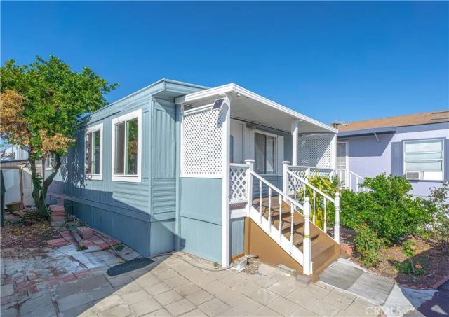 14272 Hoover 47, Westminster, CA 92683