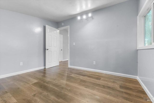 11010 Summerhome Park Rd, Forestville, CA 95436
