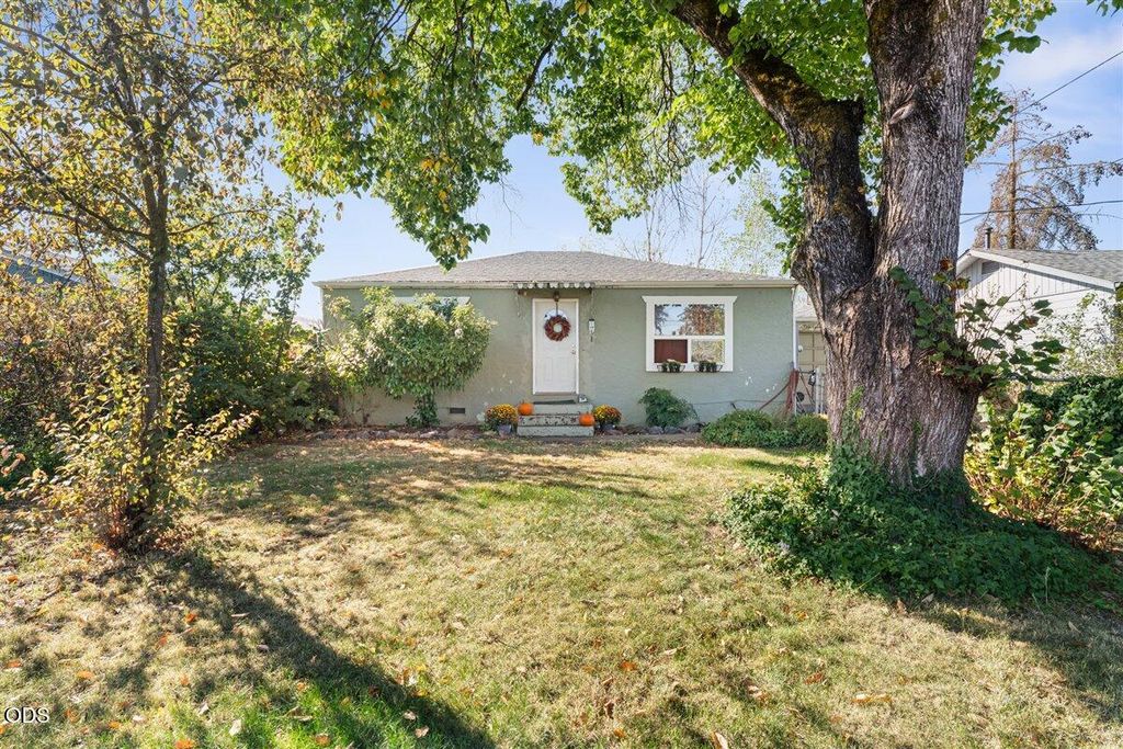 241 Marion Lane, Grants Pass, OR 97527