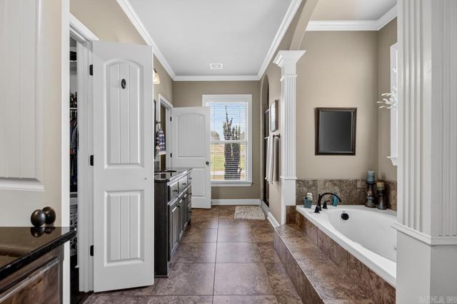 7039 Gemstone Drive, Alexander, AR 72002