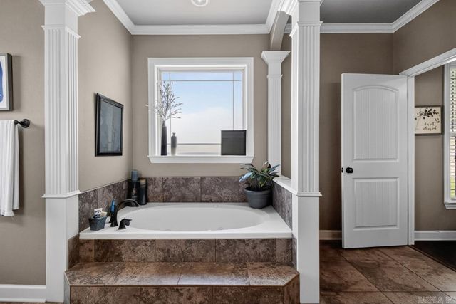 7039 Gemstone Drive, Alexander, AR 72002