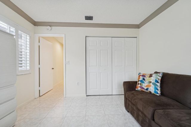 6344 Pointe Pleasant Circle, Delray Beach, FL 33484